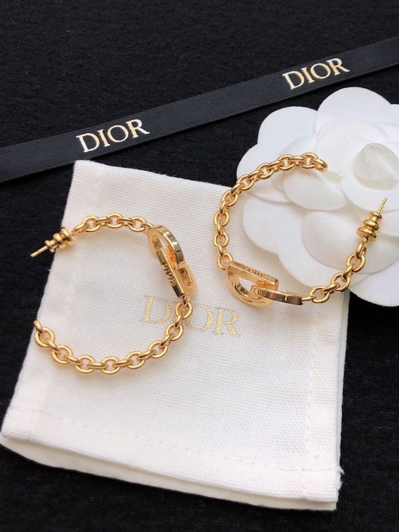 chr1st1an D10r earrings
